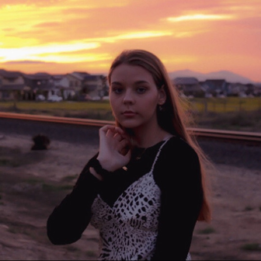 Meet your Posher, Anna